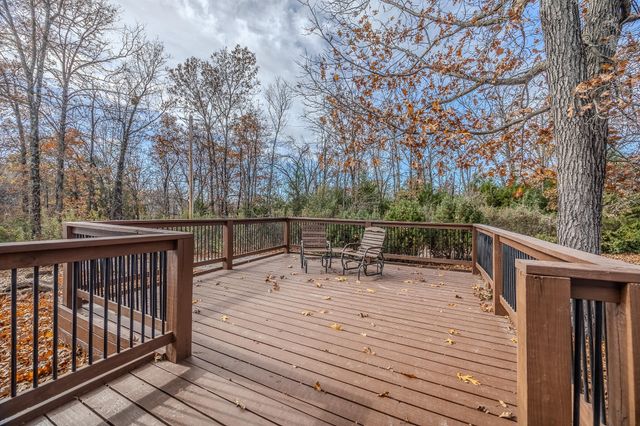 24960 Mcclurg Drive, Lebanon, MO 65536