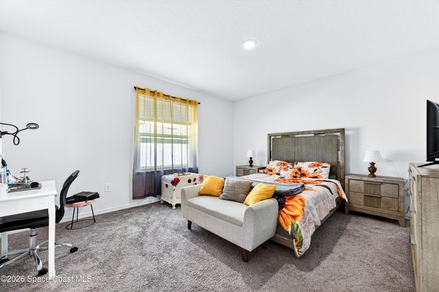 180 Dolphin Street SE, Palm Bay, FL 32909