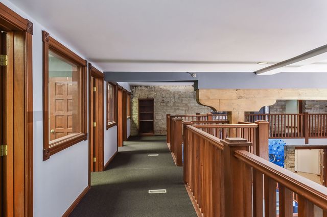 30 S Shumway Avenue 1E, Batavia, IL 60510