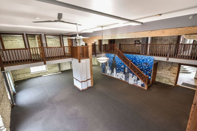 30 S Shumway Avenue 1E, Batavia, IL 60510