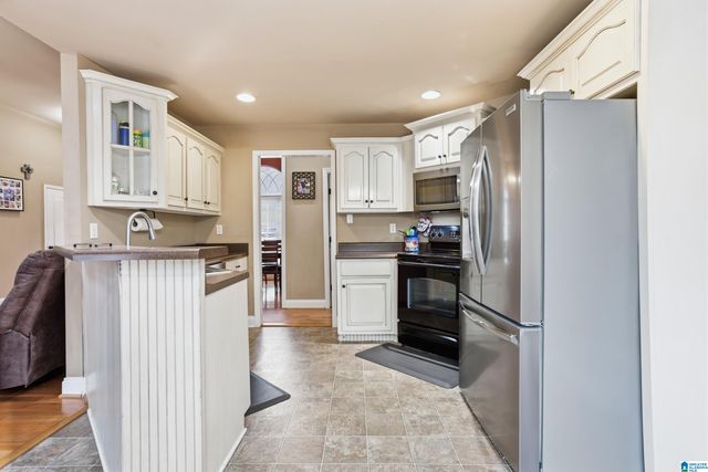 231 MAGNOLIA CIRCLE, Warrior, AL 35180