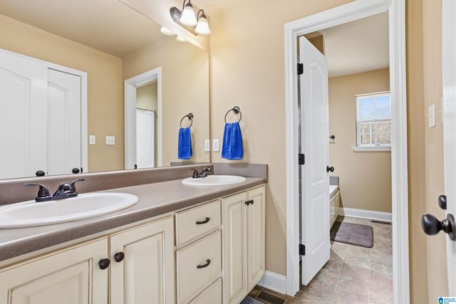 231 MAGNOLIA CIRCLE, Warrior, AL 35180