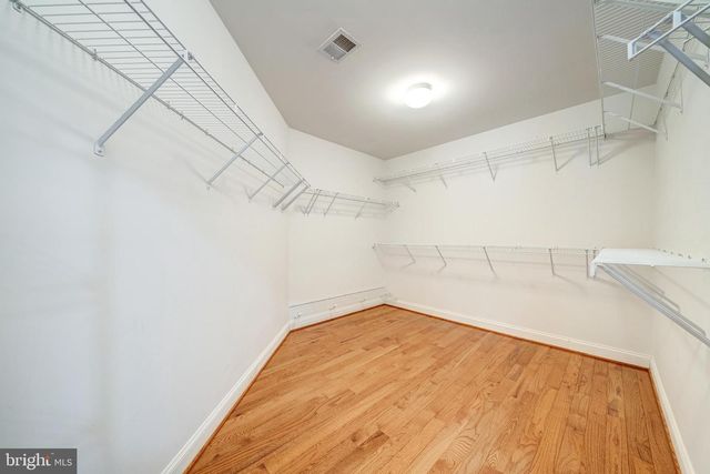 40456 LENAH RUN CIR, Aldie, VA 20105