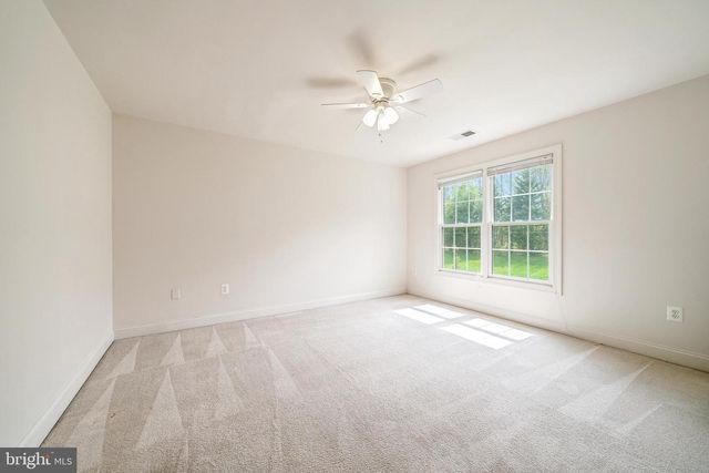 40456 LENAH RUN CIR, Aldie, VA 20105