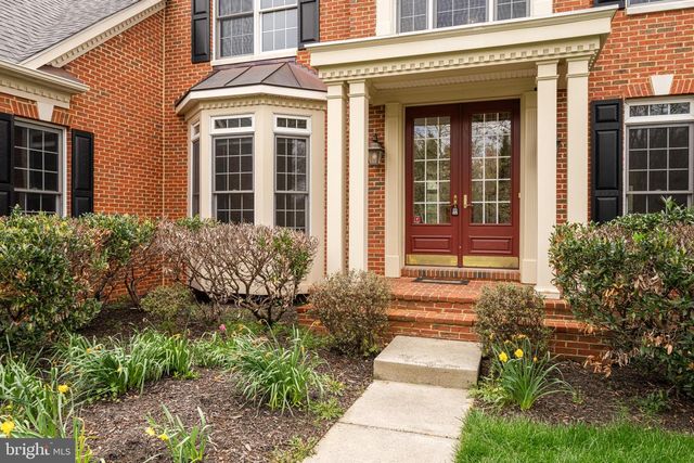 40456 LENAH RUN CIR, Aldie, VA 20105