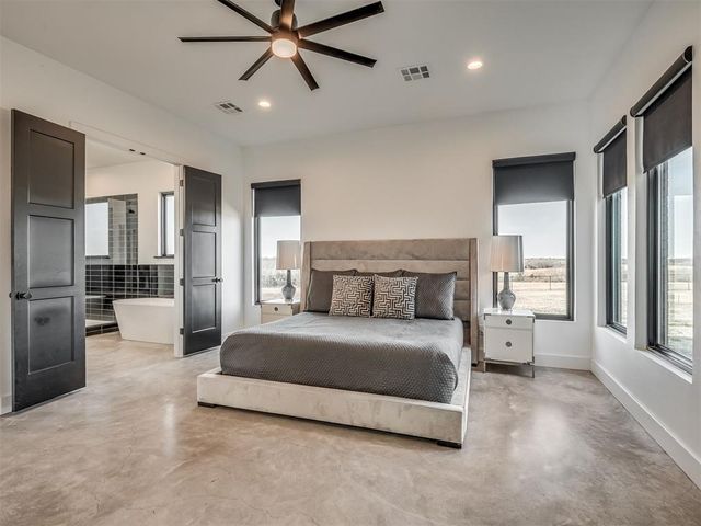 13275 N Harrah Road, Luther, OK 73054