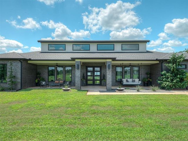 13275 N Harrah Road, Luther, OK 73054