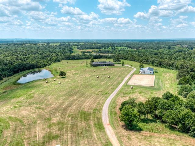13275 N Harrah Road, Luther, OK 73054