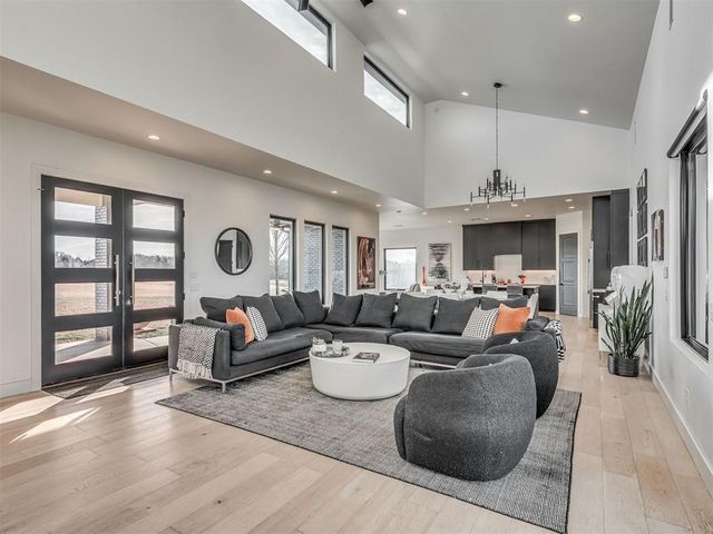 13275 N Harrah Road, Luther, OK 73054
