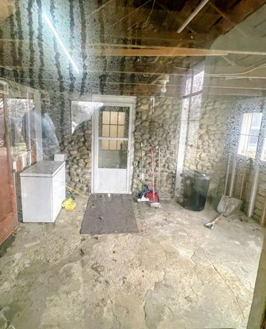 2311 E Glendora Road, Buchanan Twp, MI 49107