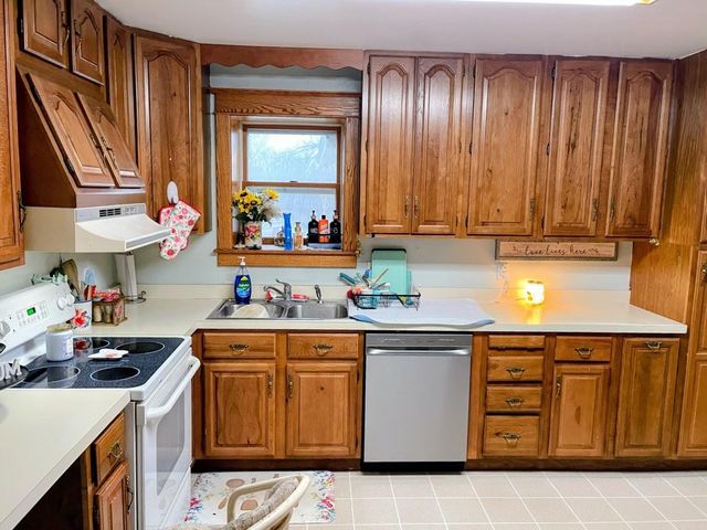 2311 E Glendora Road, Buchanan Twp, MI 49107