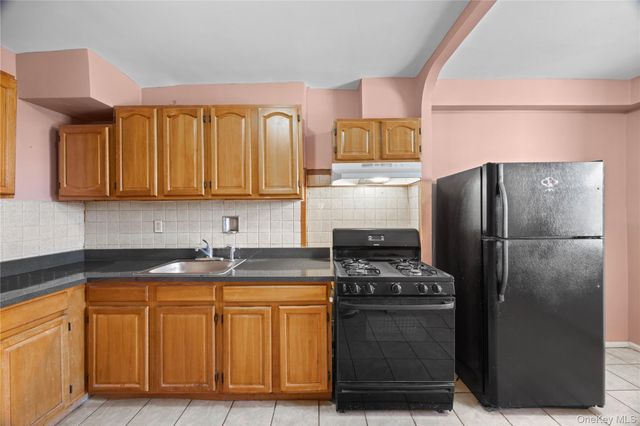 10130 121st Street, Richmond Hill S., NY 11419