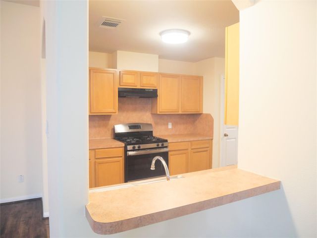 2311 Flint Brook Court, Fresno, TX 77545
