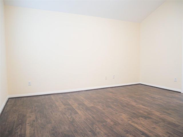 2311 Flint Brook Court, Fresno, TX 77545
