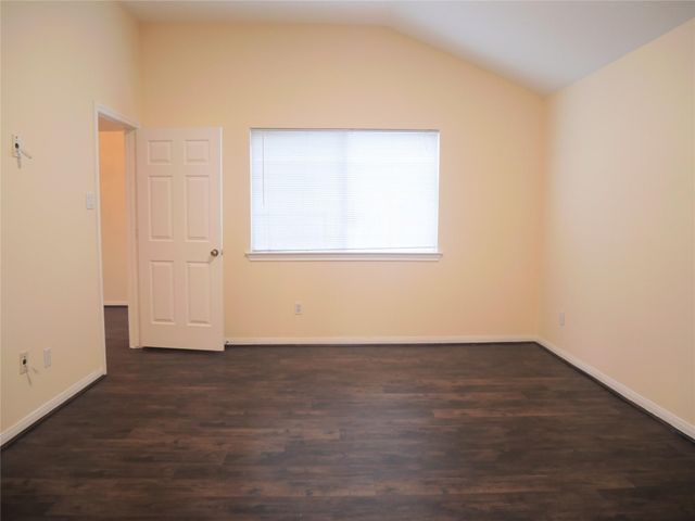 2311 Flint Brook Court, Fresno, TX 77545