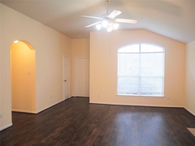 2311 Flint Brook Court, Fresno, TX 77545