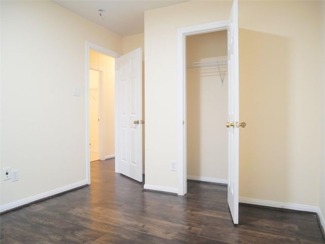 2311 Flint Brook Court, Fresno, TX 77545