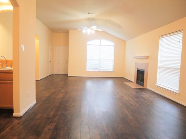 2311 Flint Brook Court, Fresno, TX 77545