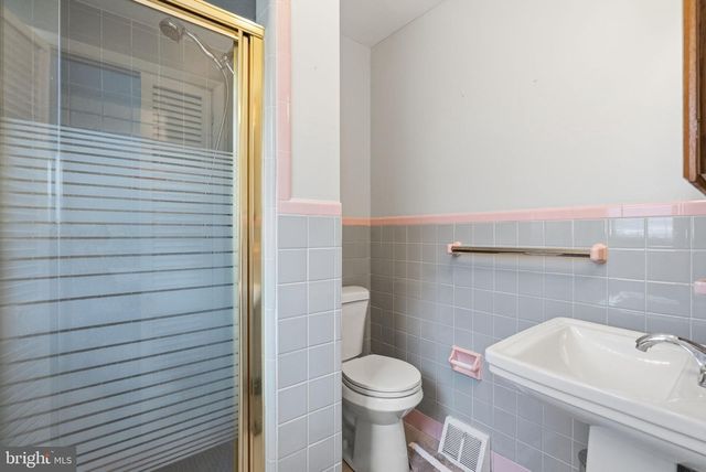2914 DENISE RD, Norristown, PA 19403