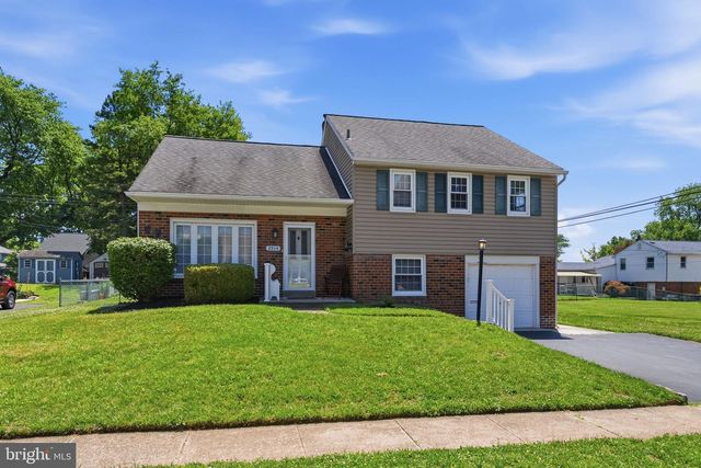 2914 DENISE RD, Norristown, PA 19403