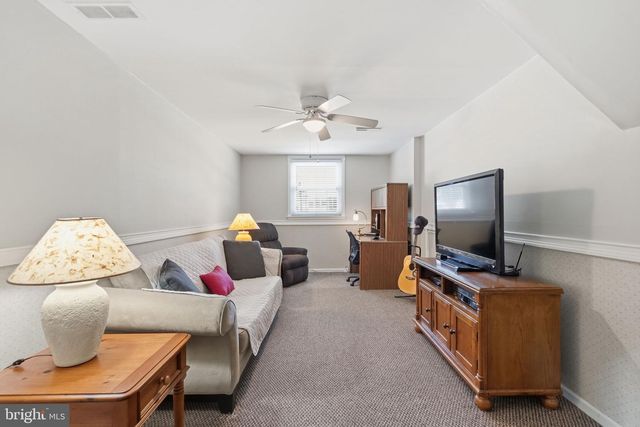 2914 DENISE RD, Norristown, PA 19403