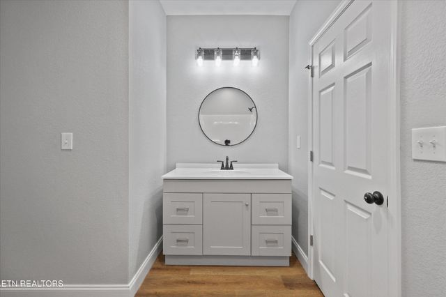 2785 Vista Meadows Lane, Sevierville, TN 37876