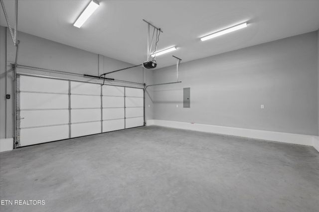 2785 Vista Meadows Lane, Sevierville, TN 37876