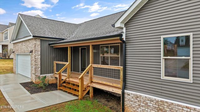 2785 Vista Meadows Lane, Sevierville, TN 37876