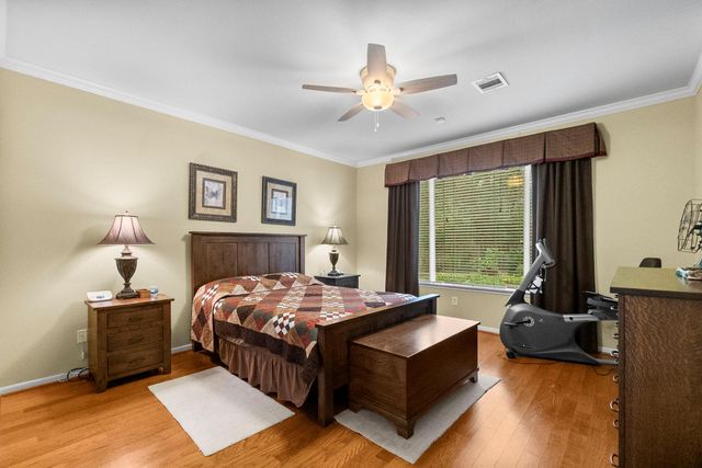 34 Mistyhaven Place, The Woodlands, TX 77381