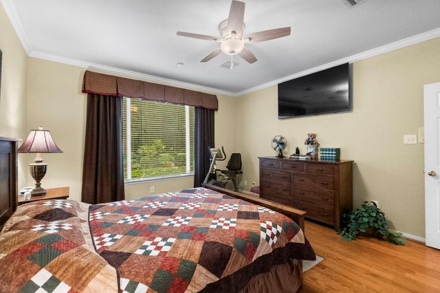 34 Mistyhaven Place, The Woodlands, TX 77381