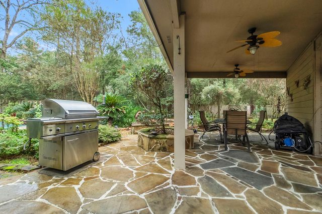 34 Mistyhaven Place, The Woodlands, TX 77381