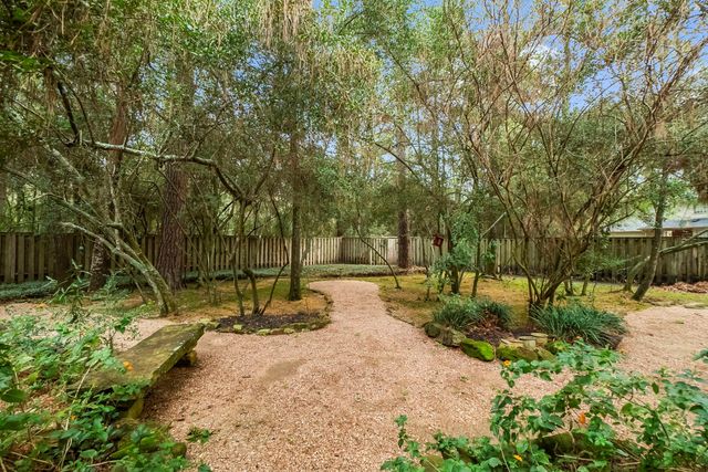 34 Mistyhaven Place, The Woodlands, TX 77381