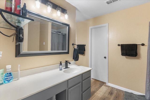 7214 Lighthouse Road, Arlington, TX 76002