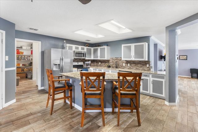 7214 Lighthouse Road, Arlington, TX 76002