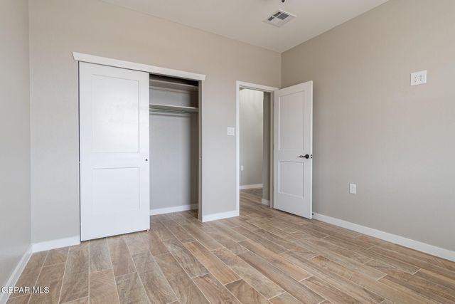 12300 LUZ BONITA Way, Clint, TX 79836