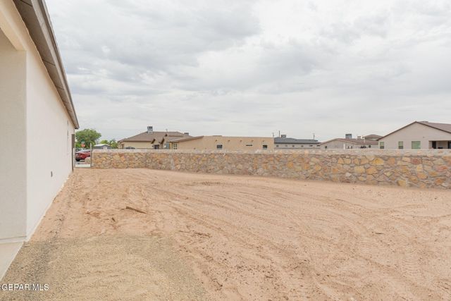 12300 LUZ BONITA Way, Clint, TX 79836