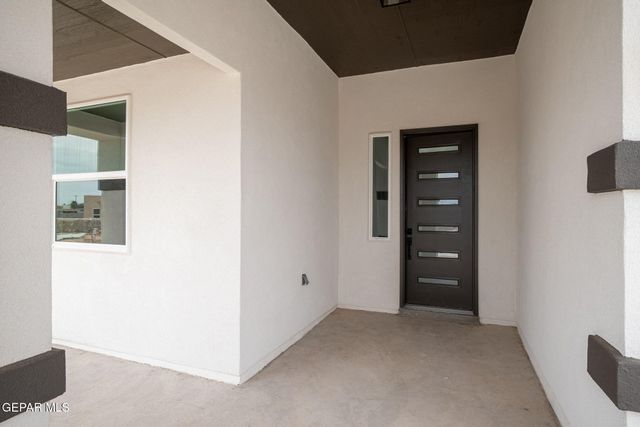 12300 LUZ BONITA Way, Clint, TX 79836