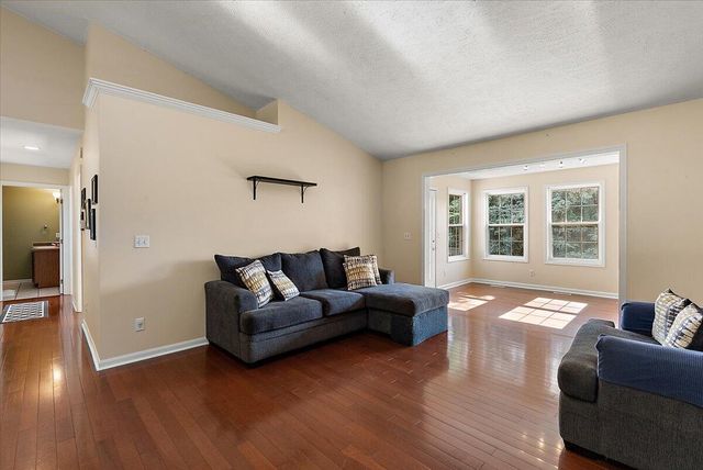 2960 Bentbrooke Drive, Holland, MI 49424
