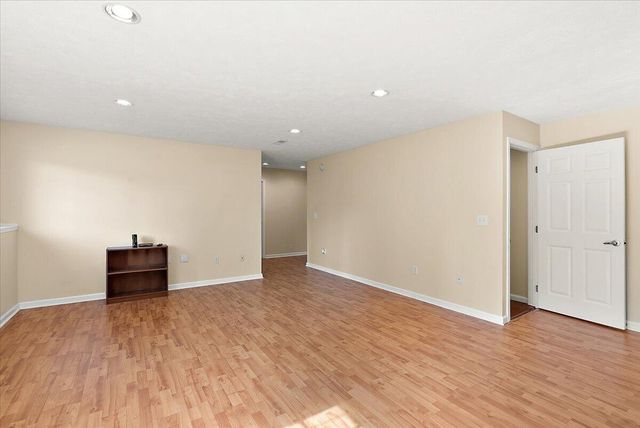 2960 Bentbrooke Drive, Holland, MI 49424