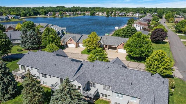 2960 Bentbrooke Drive, Holland, MI 49424