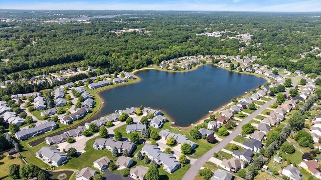 2960 Bentbrooke Drive, Holland, MI 49424