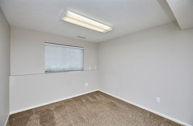 7732 Beechtree Lane, West Des Moines, IA 50266