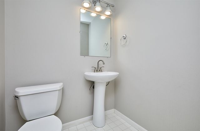 7732 Beechtree Lane, West Des Moines, IA 50266