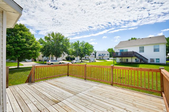 7732 Beechtree Lane, West Des Moines, IA 50266