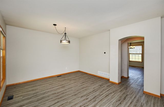 7732 Beechtree Lane, West Des Moines, IA 50266
