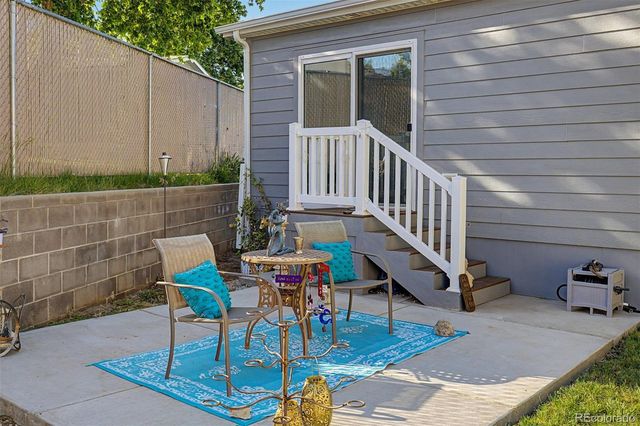3650 S Federal Boulevard, Englewood, CO 80110