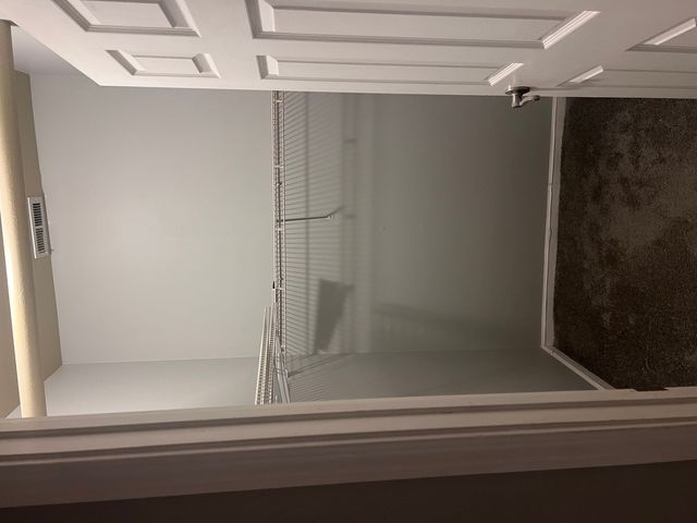 1430 E 69th Street 1S, Chicago, IL 60637