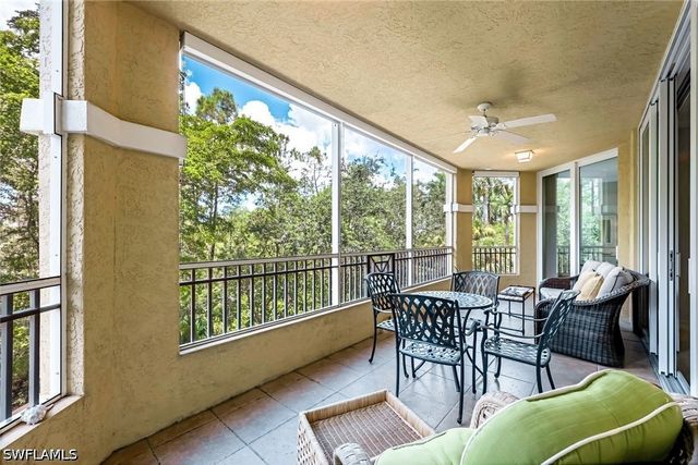 2728 Tiburon BLVD E A204, Naples, FL 34109