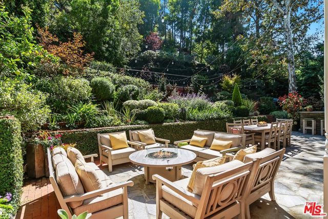 9300 Hazen Drive, Beverly Hills, CA 90210