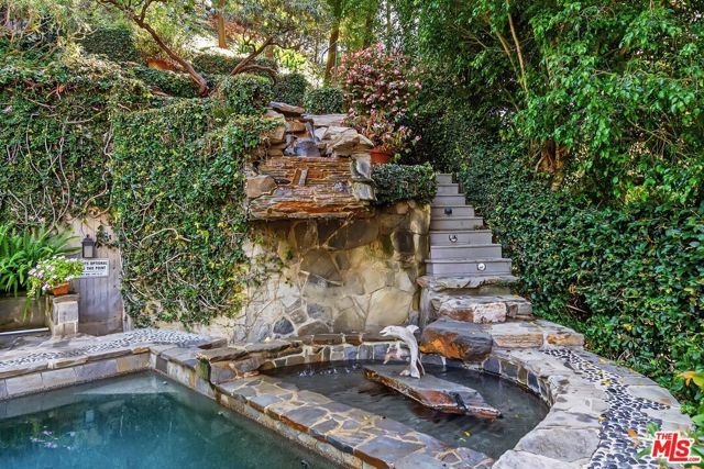 9300 Hazen Drive, Beverly Hills, CA 90210